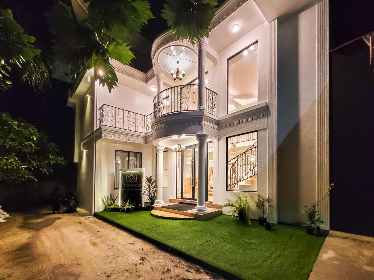 Kingsway Thoddoo Maldives Hotel Bagian luar foto